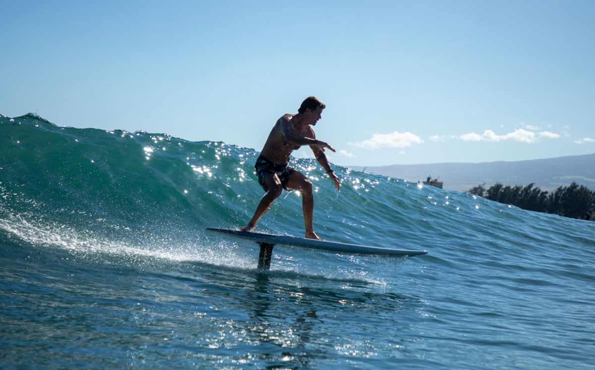 S26 Naish Hover Surf Ascend 7'0 Carbon Ultra Surf Foil Board 2021-2022 - Gallery SHot 01