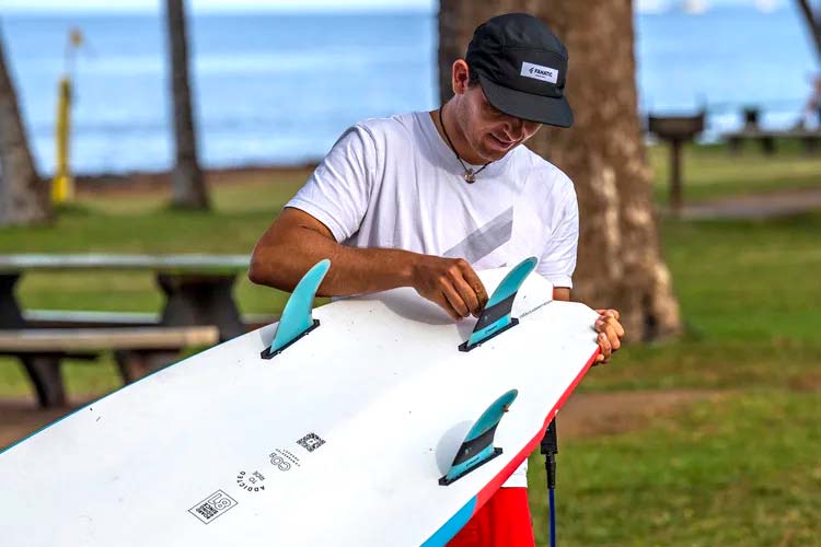 2023 Fanatic AllWave SUP Board - Features - Sharper Rails