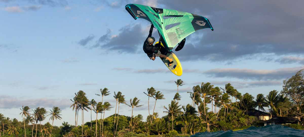 Fanatic Sky Style TE foil board 2023 - Action Shot 01