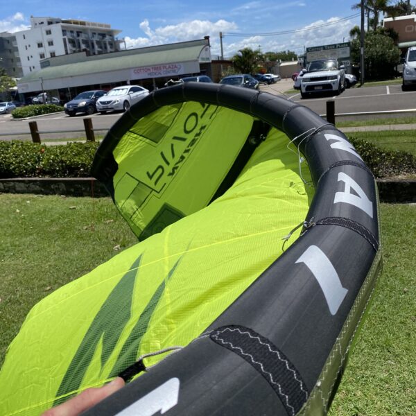 Ex Demo Naish Pivot 8m 2024 Kite - Image 11