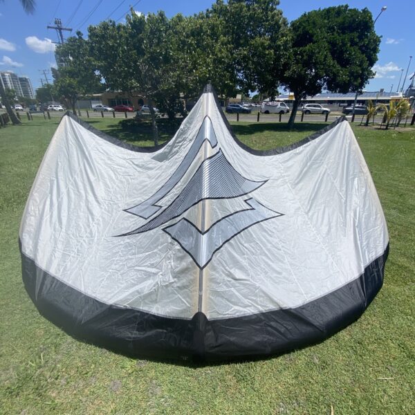 Used 12m 2024 Naish Psycho Nvision kite - Image 3
