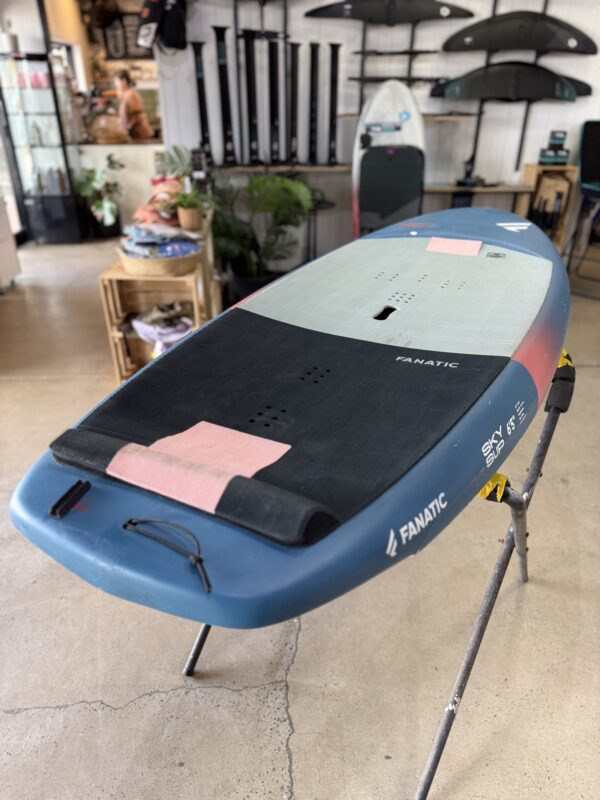 USED FANATIC Sky SUP Foil board 125L - Image 4