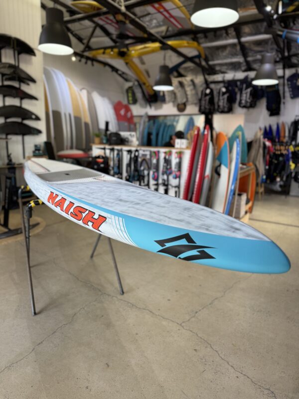 RUNOUT Naish MALIKO 14x26 273L CARBON - Image 3