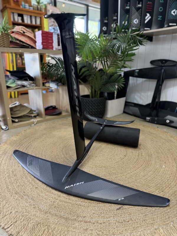 Used NAISH Foil 2024