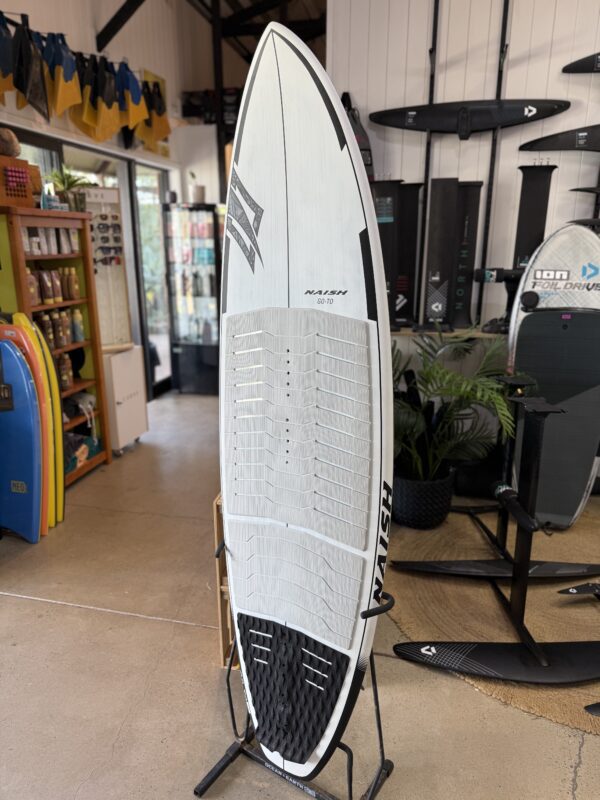 Used Naish GOTO 5'8" Kitesurf Board - Image 2