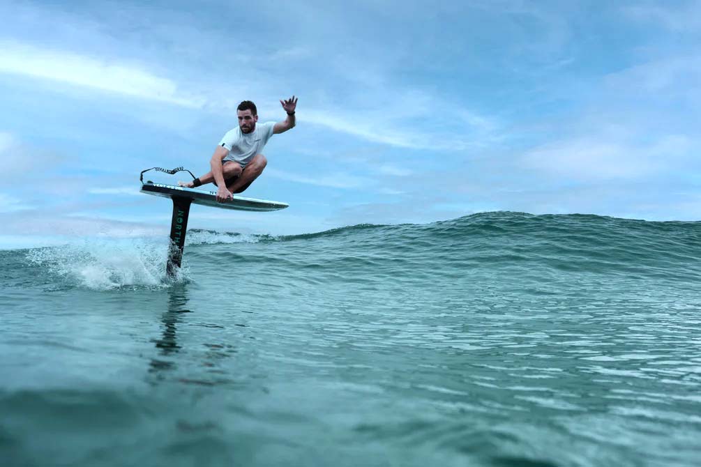 North Sonar HM Carbon Foil Mast - Gallery Shot 01