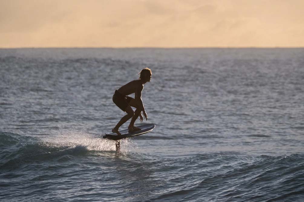 North Sonar Surf Front Wing SF Series - Gallery Shot 01