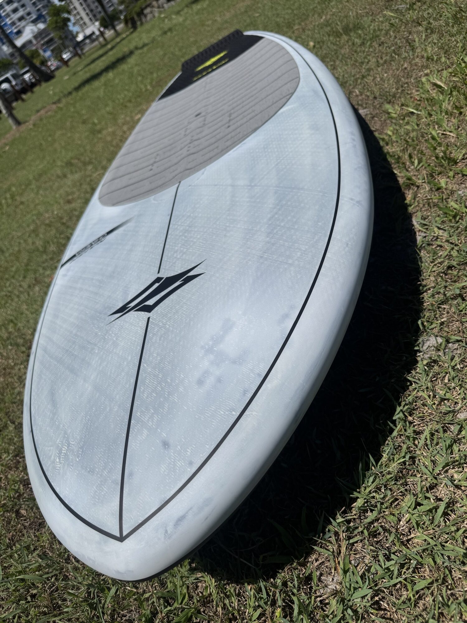 Used Naish Chimera 6'9 128L Foil Board - Image 5