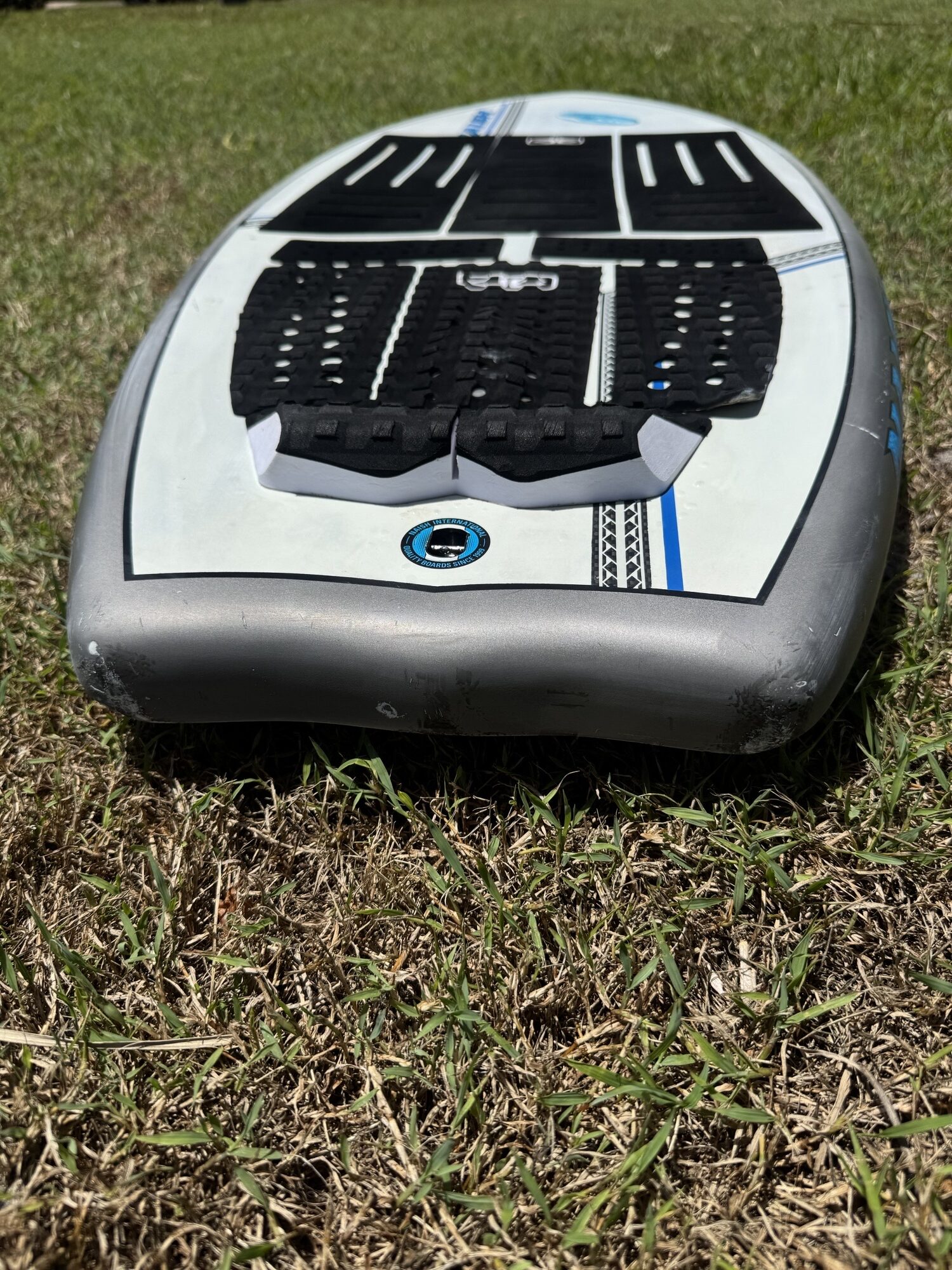 Used Naish Hover ASCEND Foil Board - Image 2